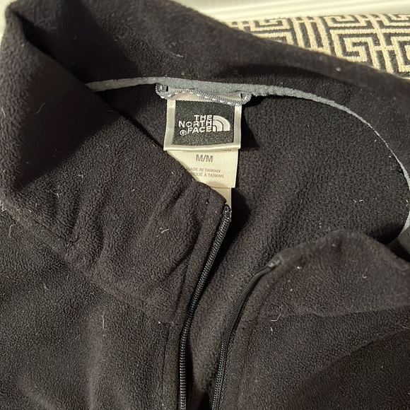 North Face black jacket size M - Picture 2 of 5